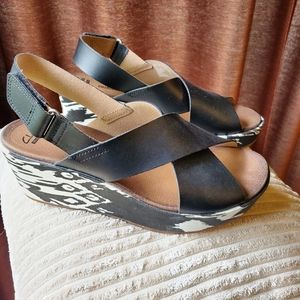 Clark wedge sandals